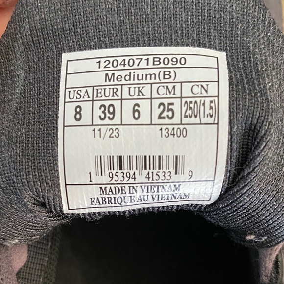 Brooks Ghost 16 Women Running Shoes Size 8 — Model 1204071B090, Black/Grey/White - Picture 6 of 7